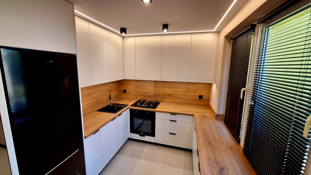 #NOWA KAWALERKA DO WYNAJĘCIA#- *BALKON*- 1 Piętro-Zawiercie Ul. Paderewskiego-Centrum.