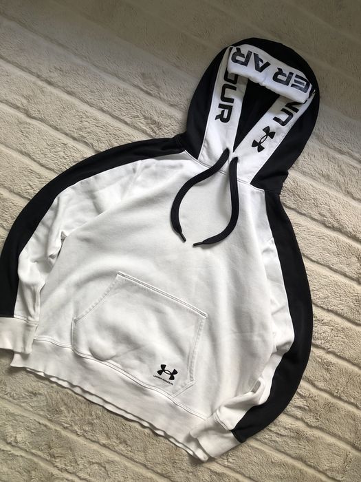 UNDER ARMOUR (M) Graphic Rival Hoodie жеское худи черно-белое на флисе