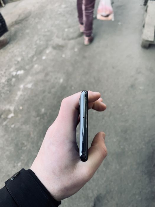 Продам телефон one plus nord 8+3/128 в идеальном состоянии