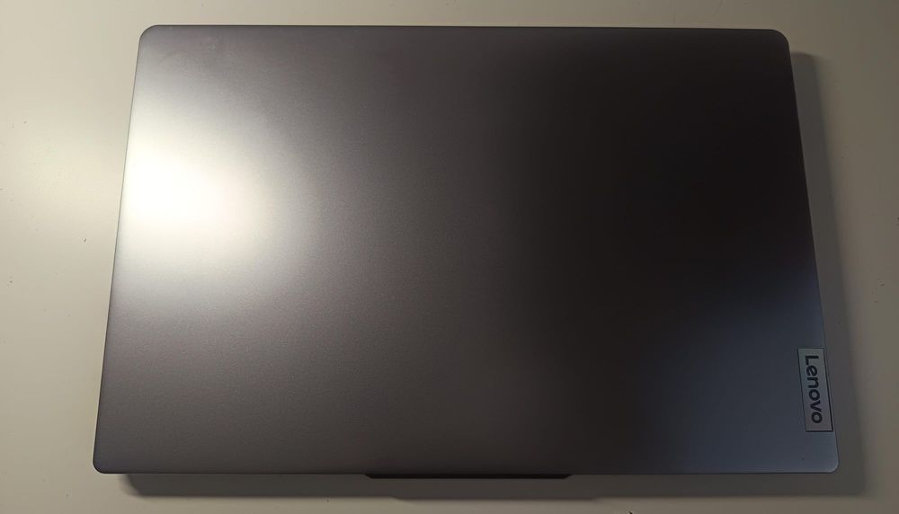 Lenovo IdeaPad Slim 3 14" (Como Novo / 2024) – C/ Carregador Original