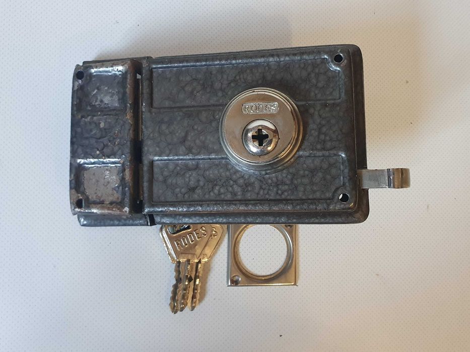 Rodes 4-Latch Lock, Left-Handed, with 3 Keys, Very Robust64564175452930120