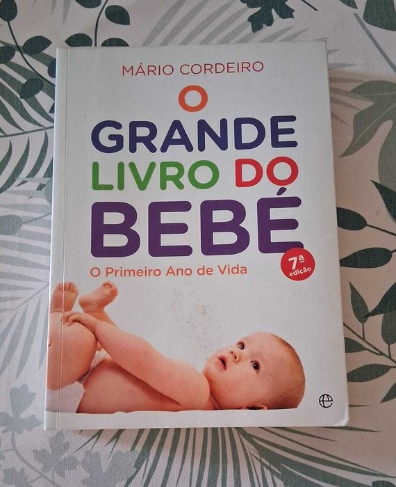 Livro "O Grande Livro do Bebé" de Mário Cordeiro