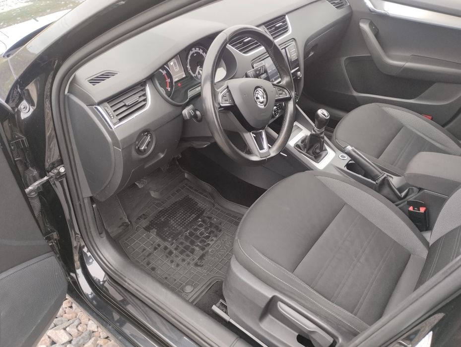 Шкода Октавія Octavia