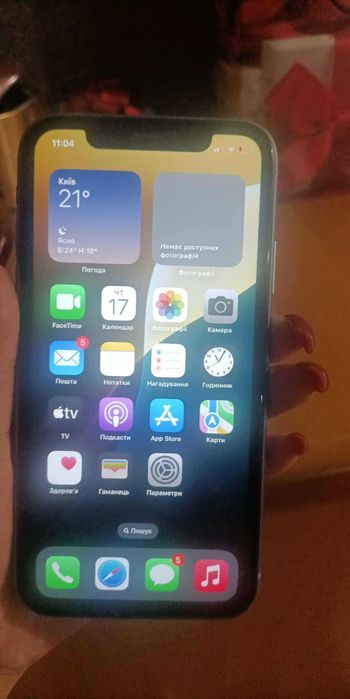Продаю айфон 11 в хорошому стані