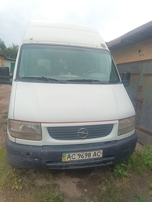 Бус Опель мовано