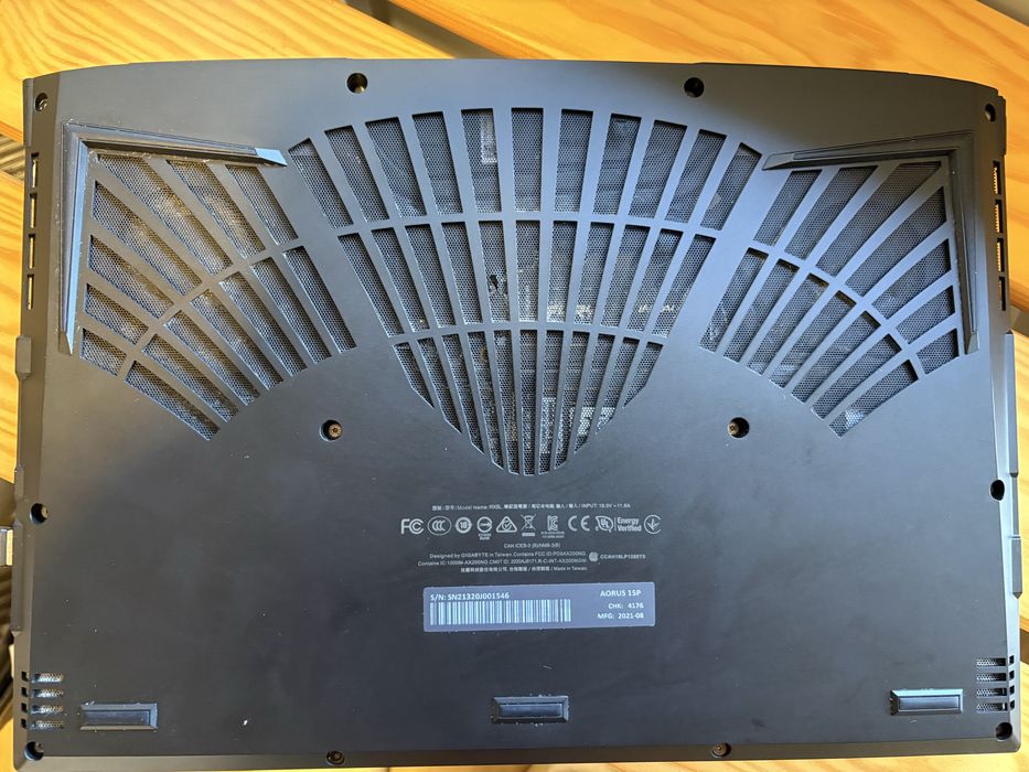 PORTÁTIL GAMER AORUS 15P XD | RTX 3070 8GB | i7-11800H | 32GB RAM | ECRÃ 300Hz