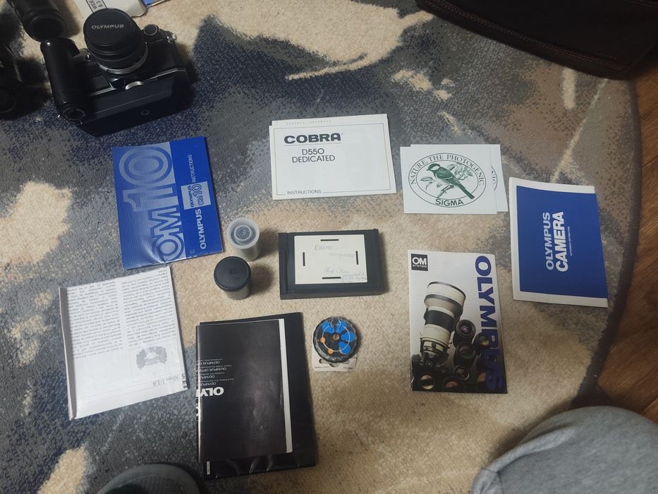 Фотоапарат плівковий  Olympus om 10 та об'єктиви