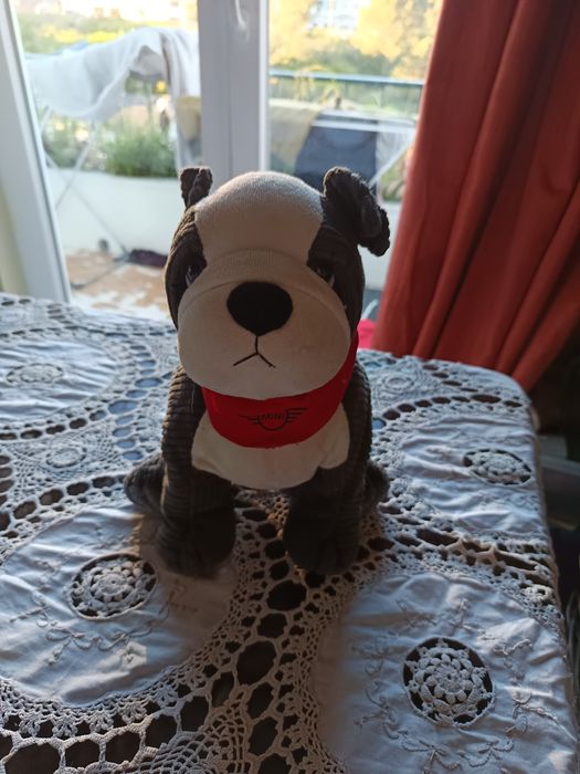 Esta é uma peluche MINI Bulldog 2.0.original