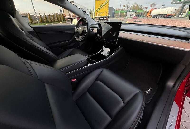 Tesla Model 3 2018