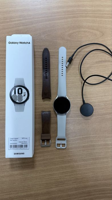 Часи Samsung galaxy watch 4