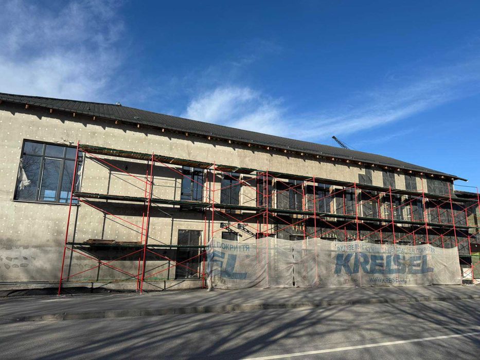 Продається комплекс у центрі м. Полонне, Хмельницька область