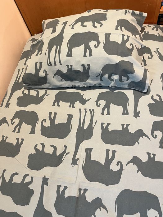 2 capas edredão com 2 fronnhas + 2 capas almofadas