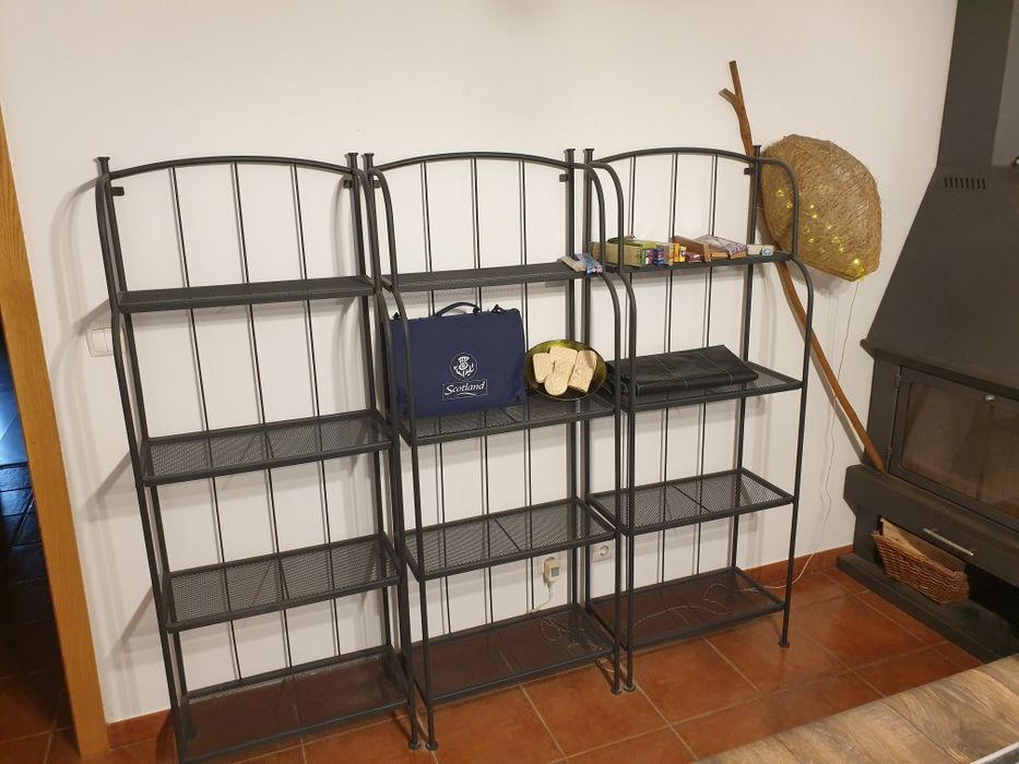 3 Estantes em Ferro Forjado LÄCKÖ • como novas