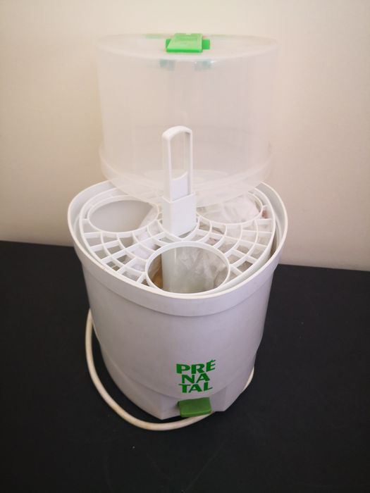 Esterilizador de biberões Pré Natal elétrico