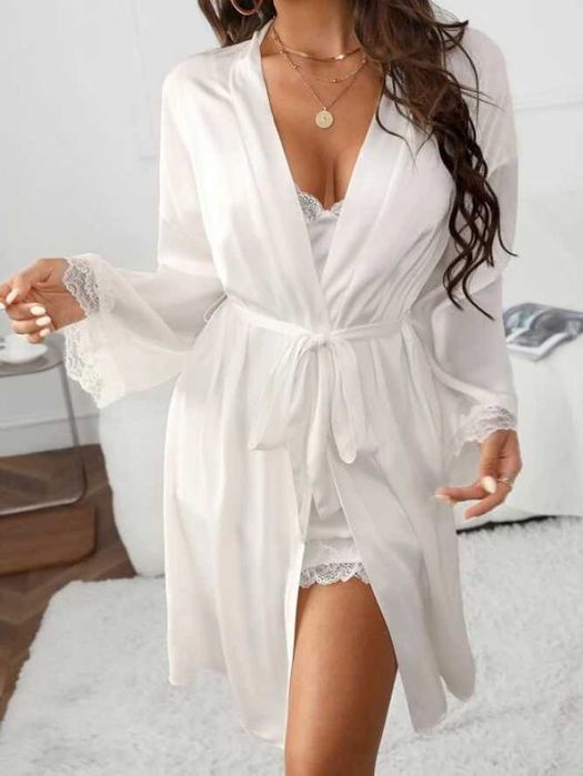 Шовковий халат та нічна сорочка з мереживом - комплект 42/44/46