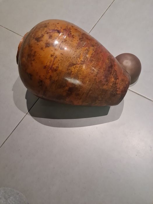 Pote de latão com tampa