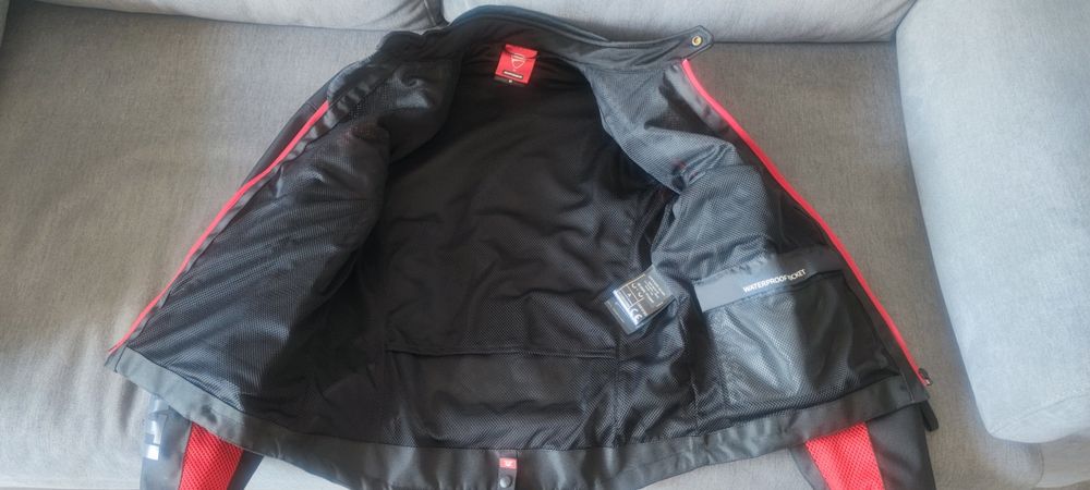 Vendo casaco Ducati Original