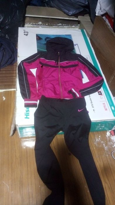 Продам женскую одежду