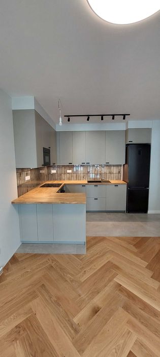 Meble na wymiar kuchnie garderoby małe zabudowy