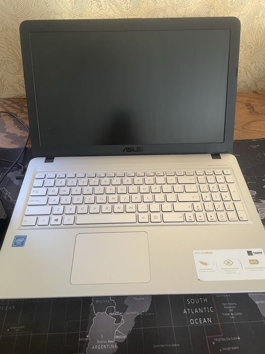 Ноутбук  asus  x540ma