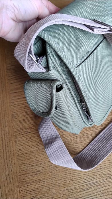 Listonoszka / praktyczna torebka / kolor khaki