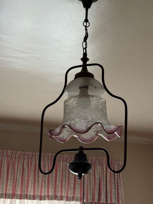 Candeeiro Vintage em Vidro Soprado com Detalhe Rosa – Excelente Estado