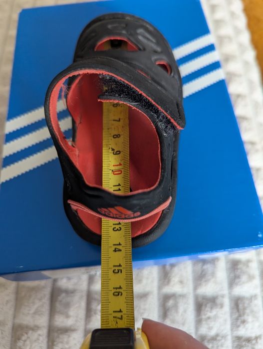 Босоніжки, сандалі adidas дитячі