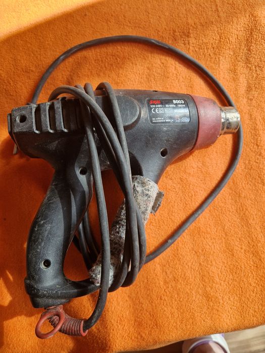 Строительный технический фен Skil 1800w