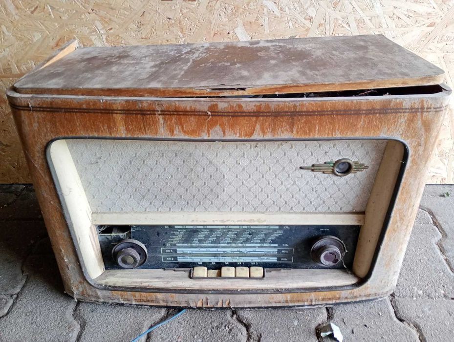 Radio lampowe polowa xx wieku zabytek