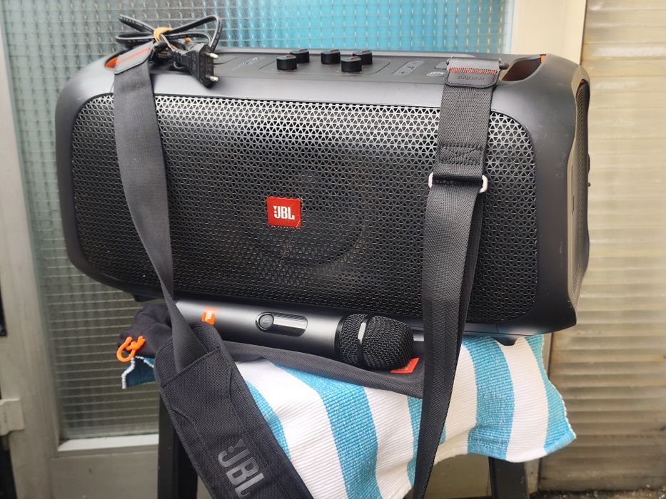 JBL PartyBox On-The-Go + Microfone Original