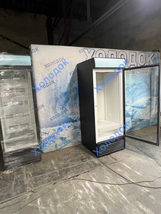 Холодильные Торговое Оборудование ВИТРИНЫ ШКАФЫ  ЛАРИ