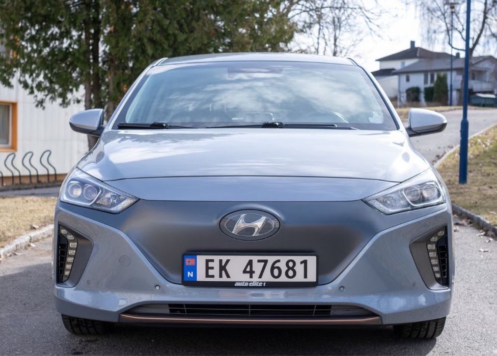 Hyundai ioniq 28кВт з Норвегії без ДТП