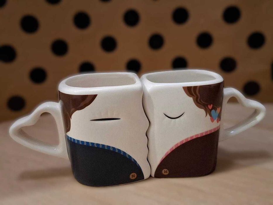 Zestaw 2 kubków ceramicznych