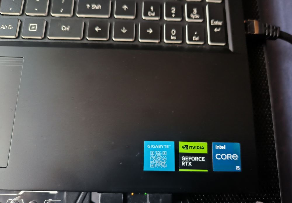 Mocny laptop gamingowy Gigabyte G5...  i5 - RTX 4050 !!!