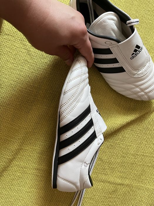 Ретро кросівки adidas