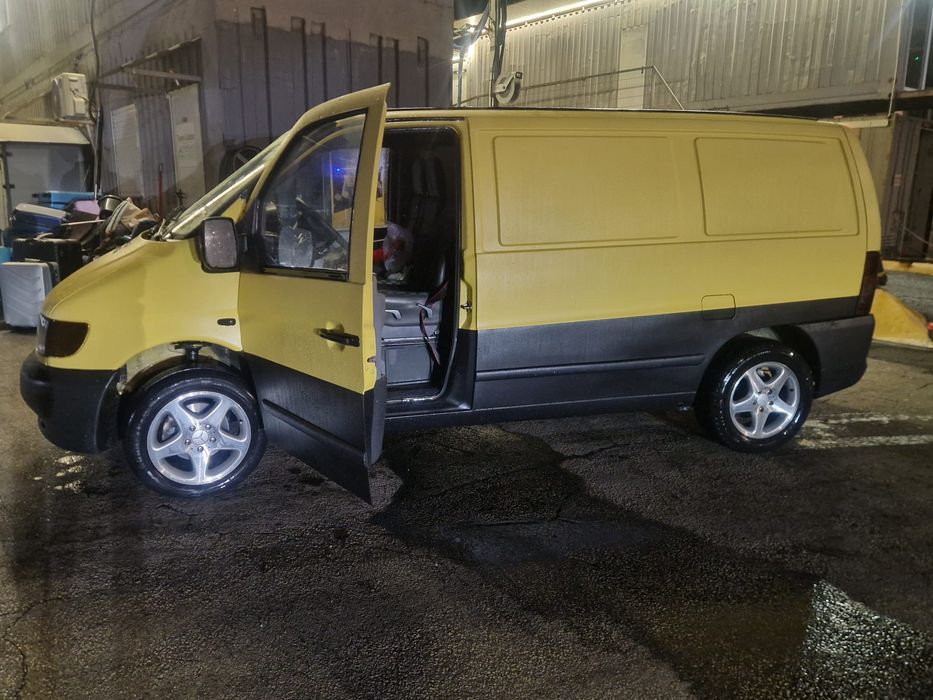 Mercedes Vito , 108 CDI