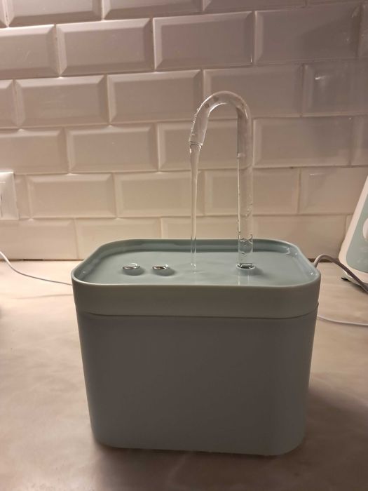 Bebedoro para gato bom estado