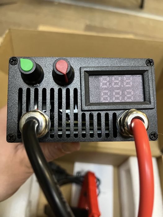 Зарядний пристрій для батарей LiFePO4 60 A