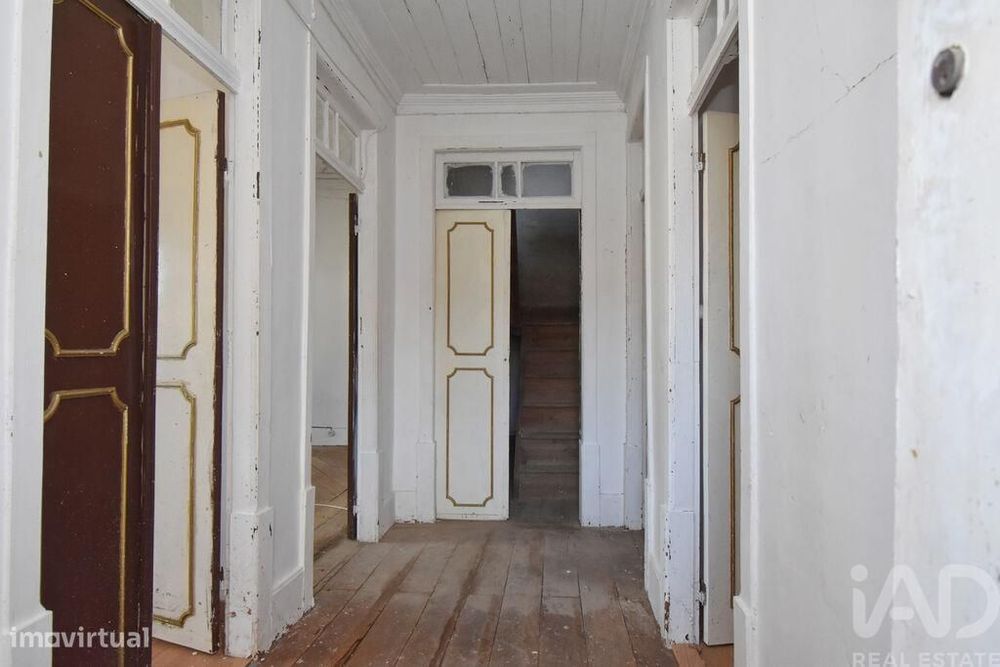 Casa tradicional T3 em Miranda do Corvo de 220,00 m2