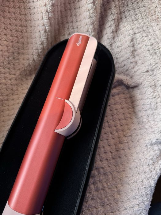 НОВИЙ Dyson airstrait strawberry