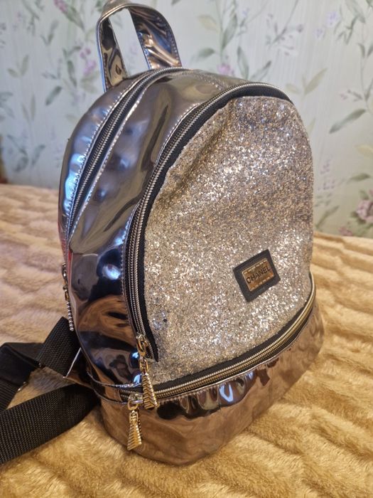 Рюкзак для девочки. Рюкзак.