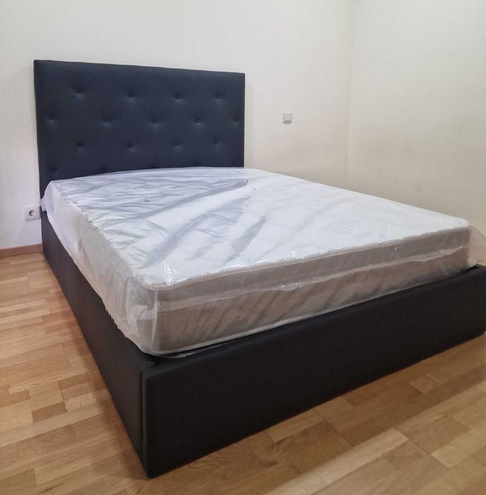 Camas de Casal Estofadas de Luxo 199€ Disp. em Várias Cores! 190x140m!