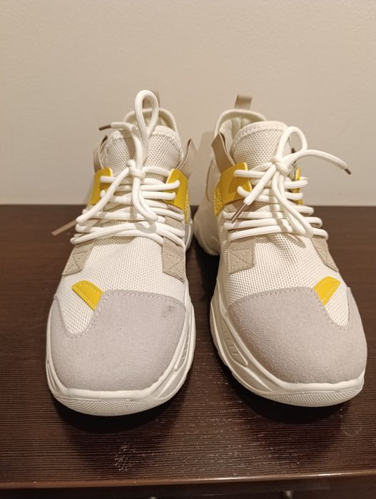 Buty sportowe damskie roz 40 Marquiiz