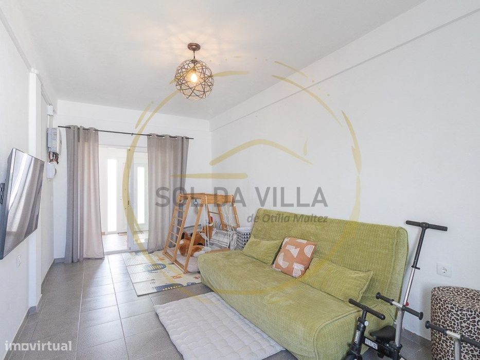 Moradia Geminada c/piscina Quinta do Conde - 425.000€