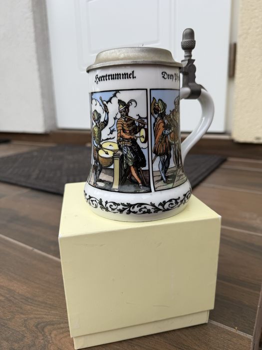 Niemiecki Kufel porcelanowy - Kaiser