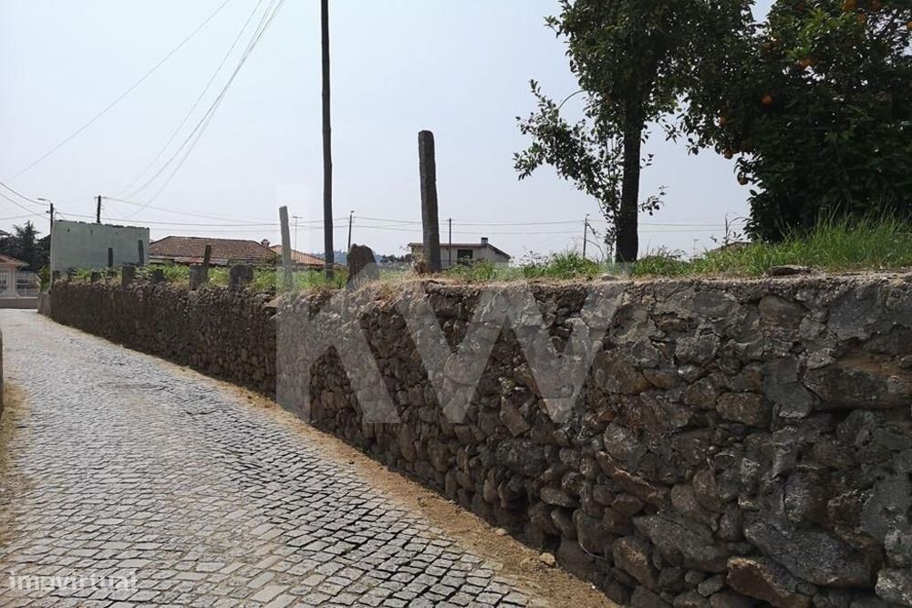 Excelente Lote Terreno Para Construção De Moradia Em Sandim   -   Vila