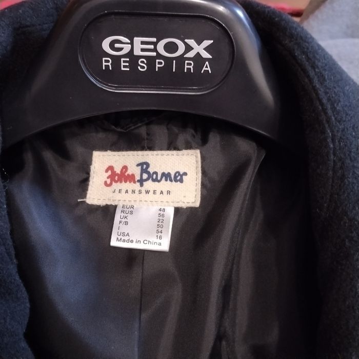 56 Нове Пальто, куртка,напівпальто жіноче чорне John Banner Китай