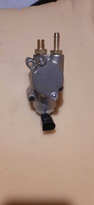 Паливний насос високого тиску до фольсваген