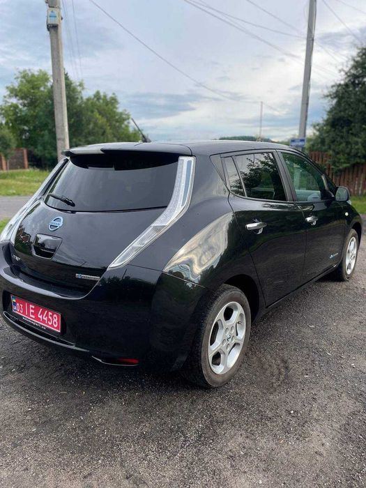 Nissan leaf Acenta 24 кВт. 2014 р., SOH = 89.5%