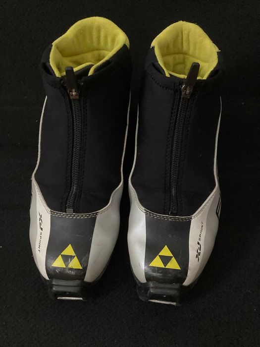 Buty do nart biegowych Fischer 38 SNS